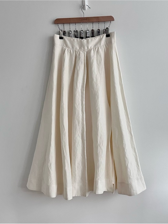 Sezane Dresses & Skirts - Sézane Editions Sophie Cream Linen Blend Pleated Midi Skirt